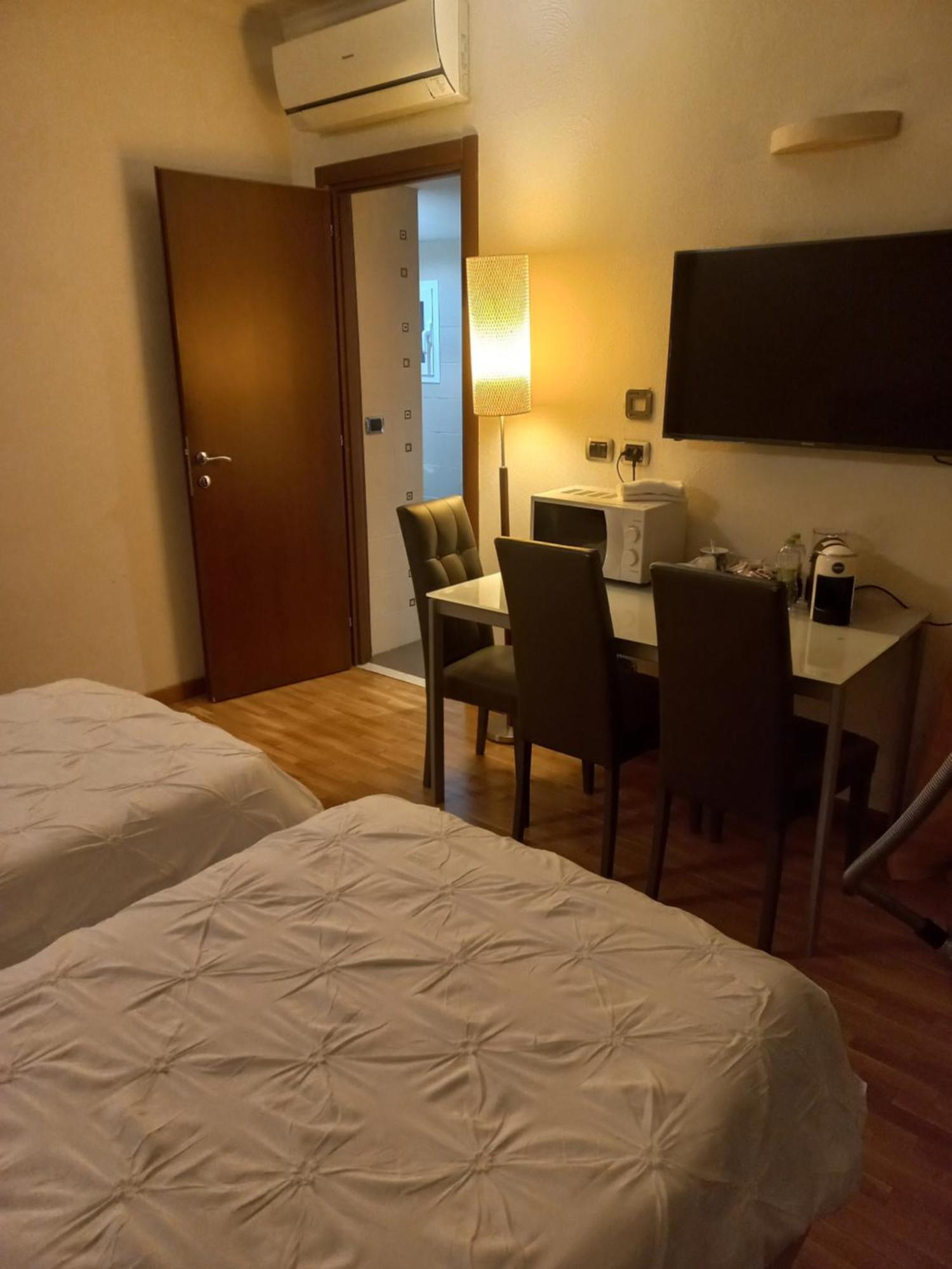 Stefano House Appartamento Fontana Di Trevi โรม ห้อง รูปภาพ