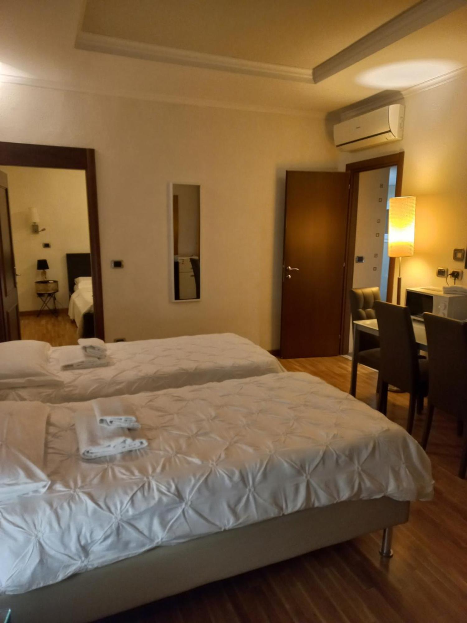 Stefano House Appartamento Fontana Di Trevi โรม ห้อง รูปภาพ